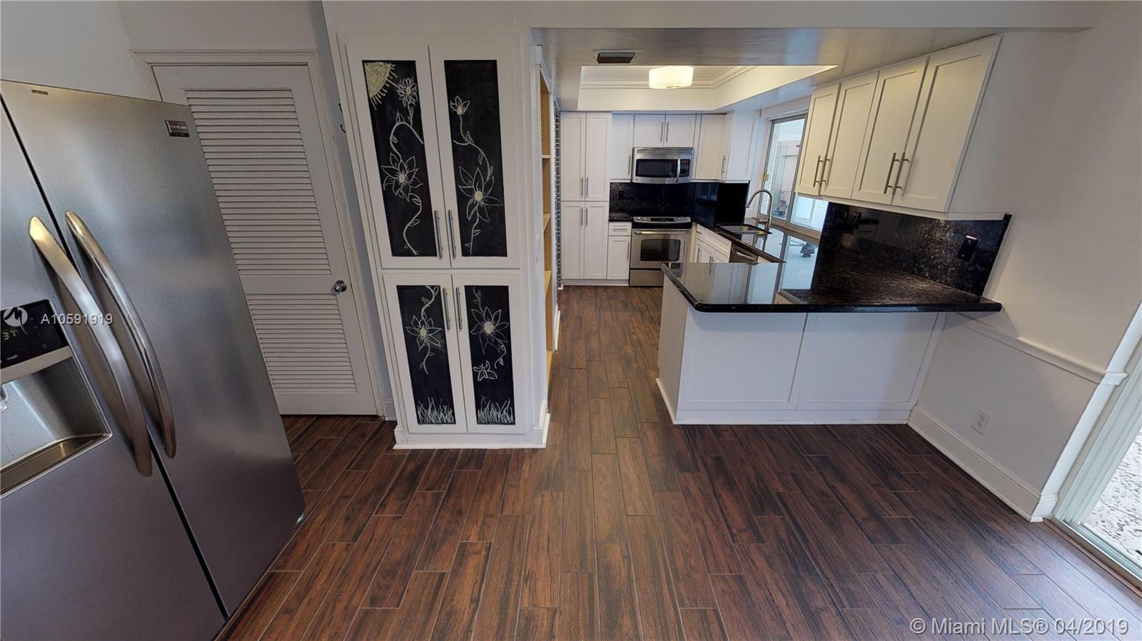 632 Southwest 2nd Street Boca Raton, FL 33486 - Photo 18 of 92