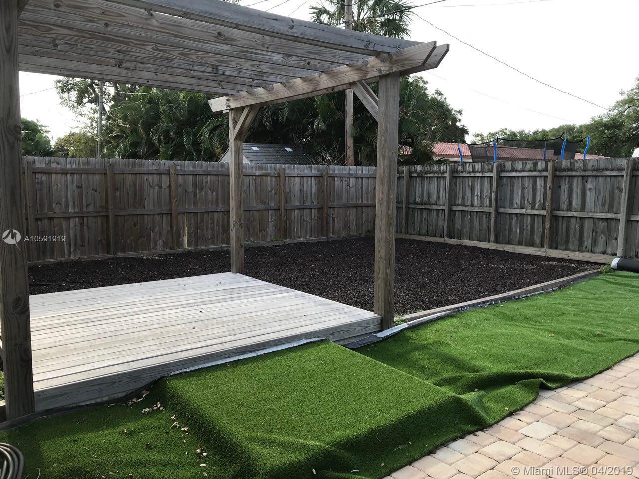 632 Southwest 2nd Street Boca Raton, FL 33486 - Photo 9 of 92