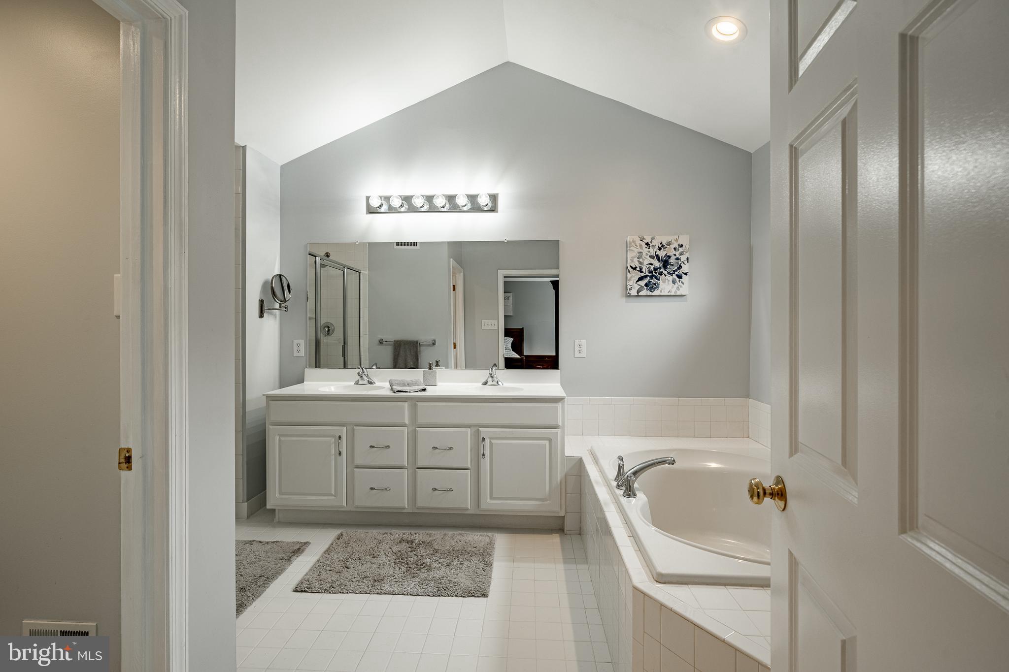 266 Cherry Lane Kennett Square, PA 19348 - Photo 21 of 47 Primary Bath