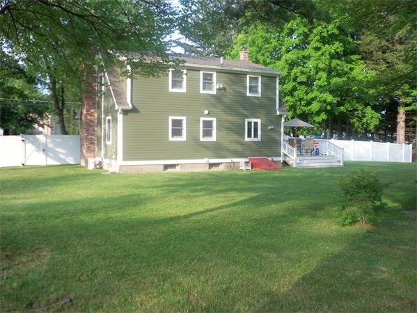 235 Tinkham Road Springfield, MA 01129 - Photo 19 of 26