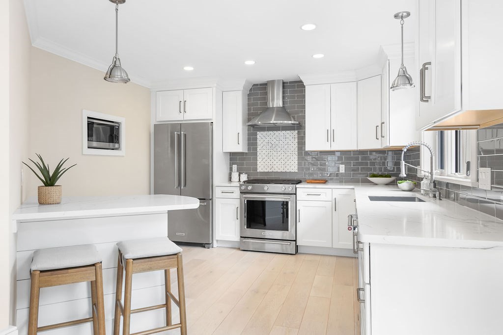 582 Hale Street, Unit 2 Beverly, MA 01915 - Photo 11 of 42