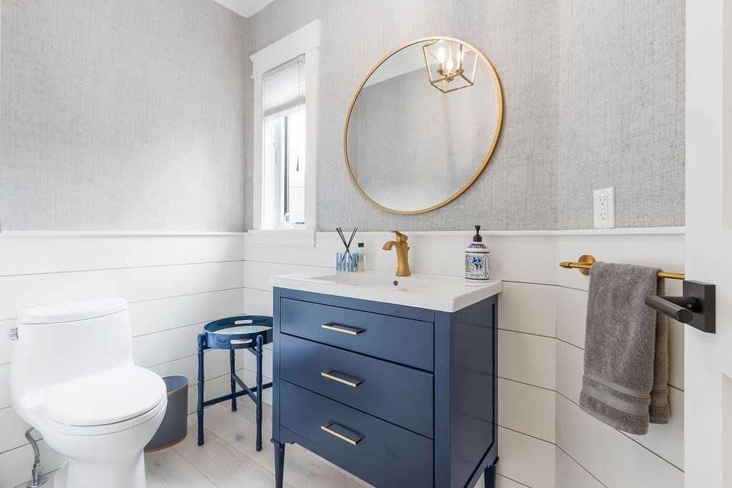 582 Hale Street, Unit 2 Beverly, MA 01915 - Photo 14 of 42