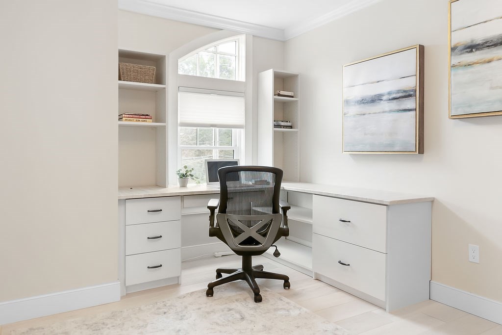 582 Hale Street, Unit 2 Beverly, MA 01915 - Photo 15 of 42