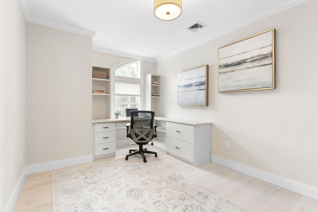 582 Hale Street, Unit 2 Beverly, MA 01915 - Photo 16 of 42