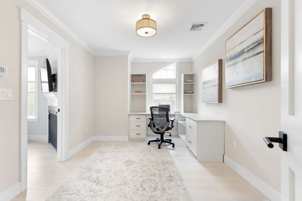 582 Hale Street, Unit 2 Beverly, MA 01915 - Photo 17 of 42