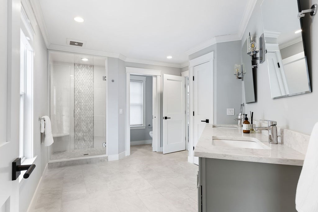 582 Hale Street, Unit 2 Beverly, MA 01915 - Photo 22 of 42