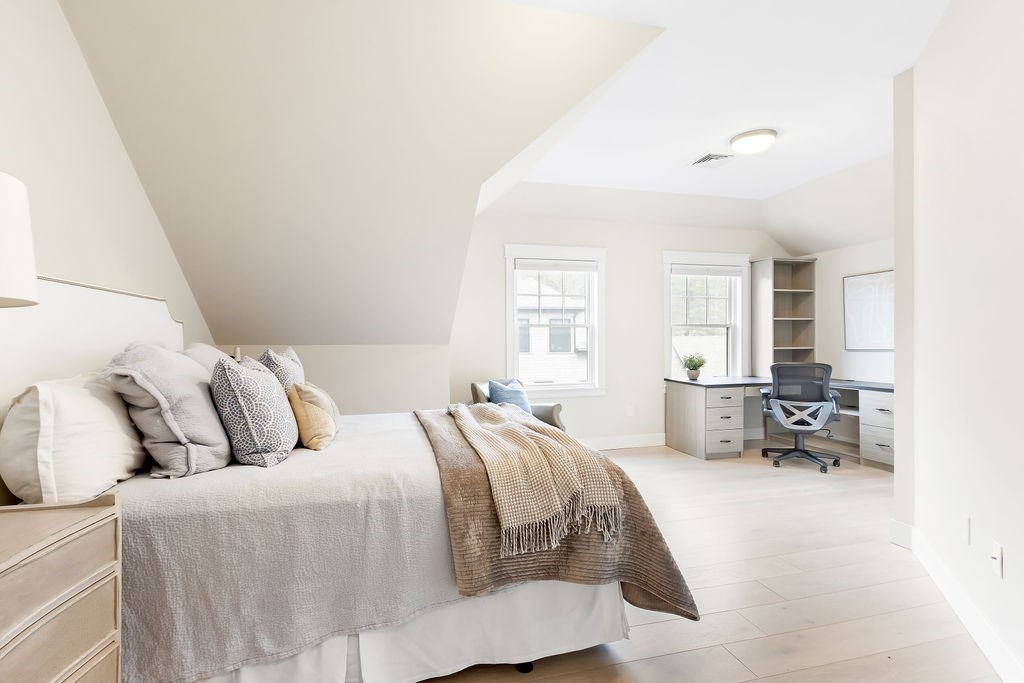 582 Hale Street, Unit 2 Beverly, MA 01915 - Photo 33 of 42