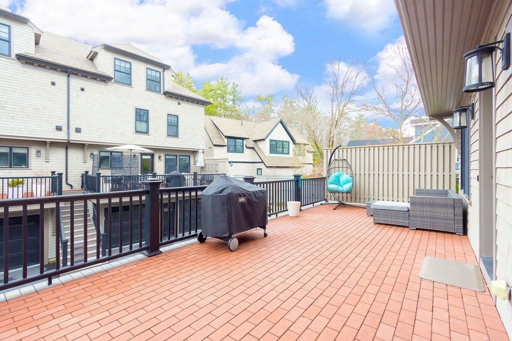 582 Hale Street, Unit 2 Beverly, MA 01915 - Photo 37 of 42