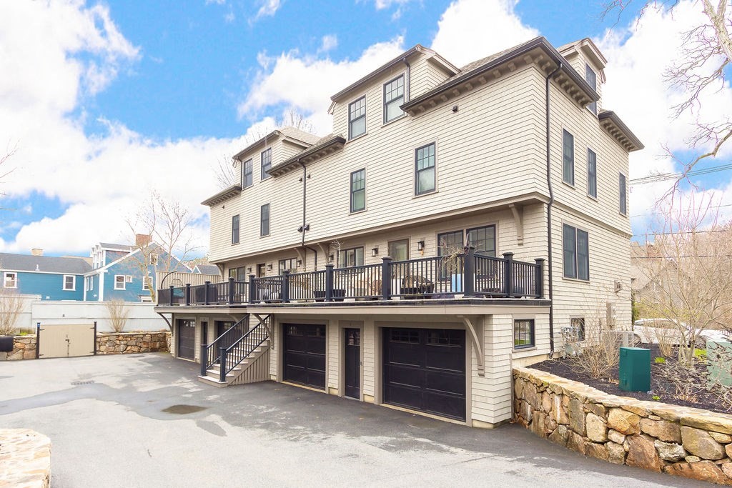 582 Hale Street, Unit 2 Beverly, MA 01915 - Photo 42 of 42