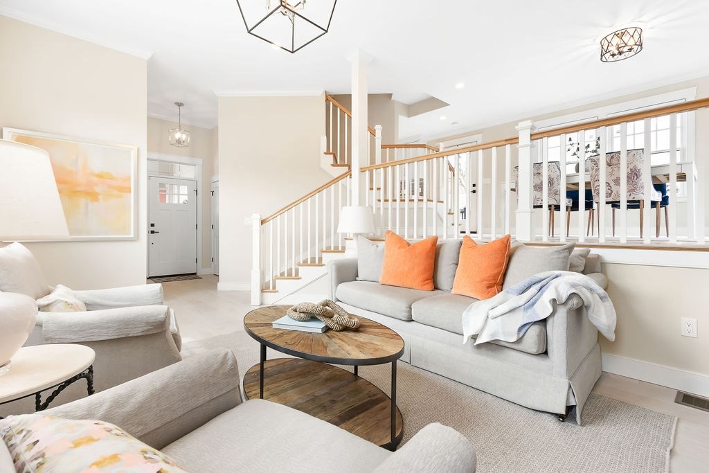 582 Hale Street, Unit 2 Beverly, MA 01915 - Photo 6 of 42