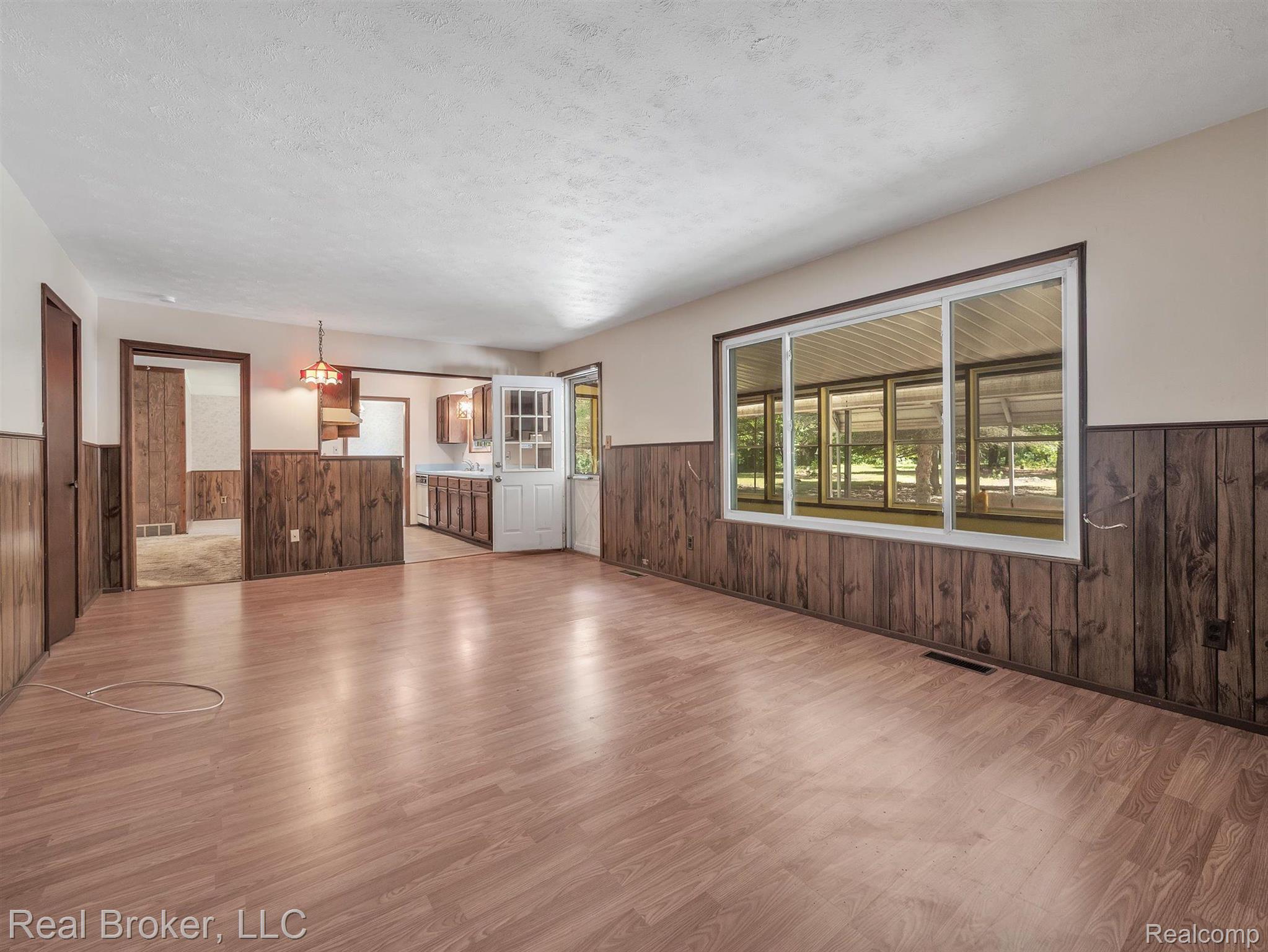 42955 Bemis Road Belleville, MI 48111 - Photo 14 of 66 15