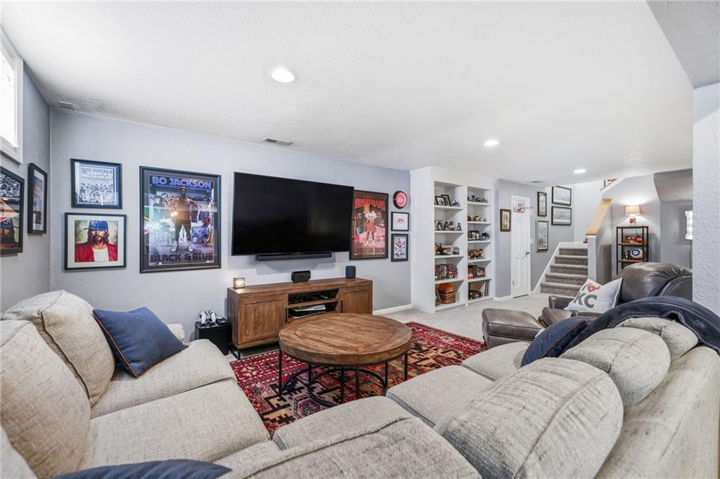 12625 Overbrook Road Leawood, KS 66209 - Photo 46 of 55 Gallery Image 46