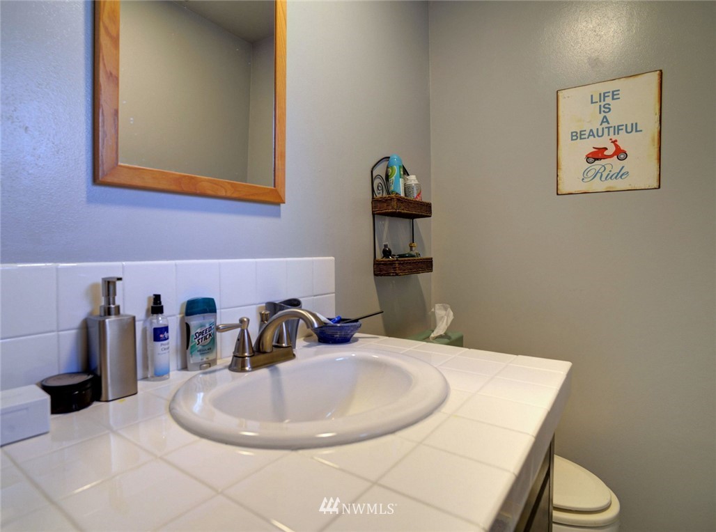 316 158th Street Southeast Bothell, WA 98012 - Photo 16 of 20