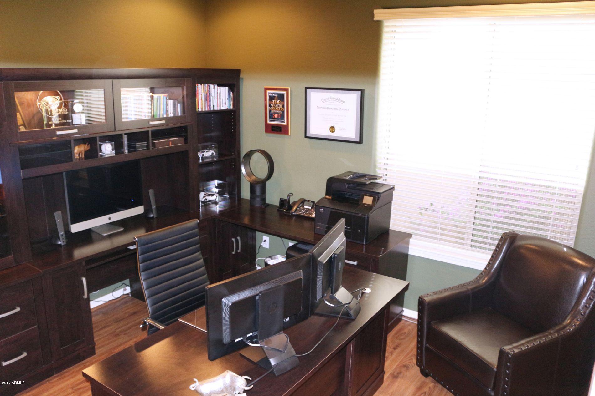 2626 West Florimond Road Phoenix, AZ 85086 - Photo 12 of 33 OFFICE 1