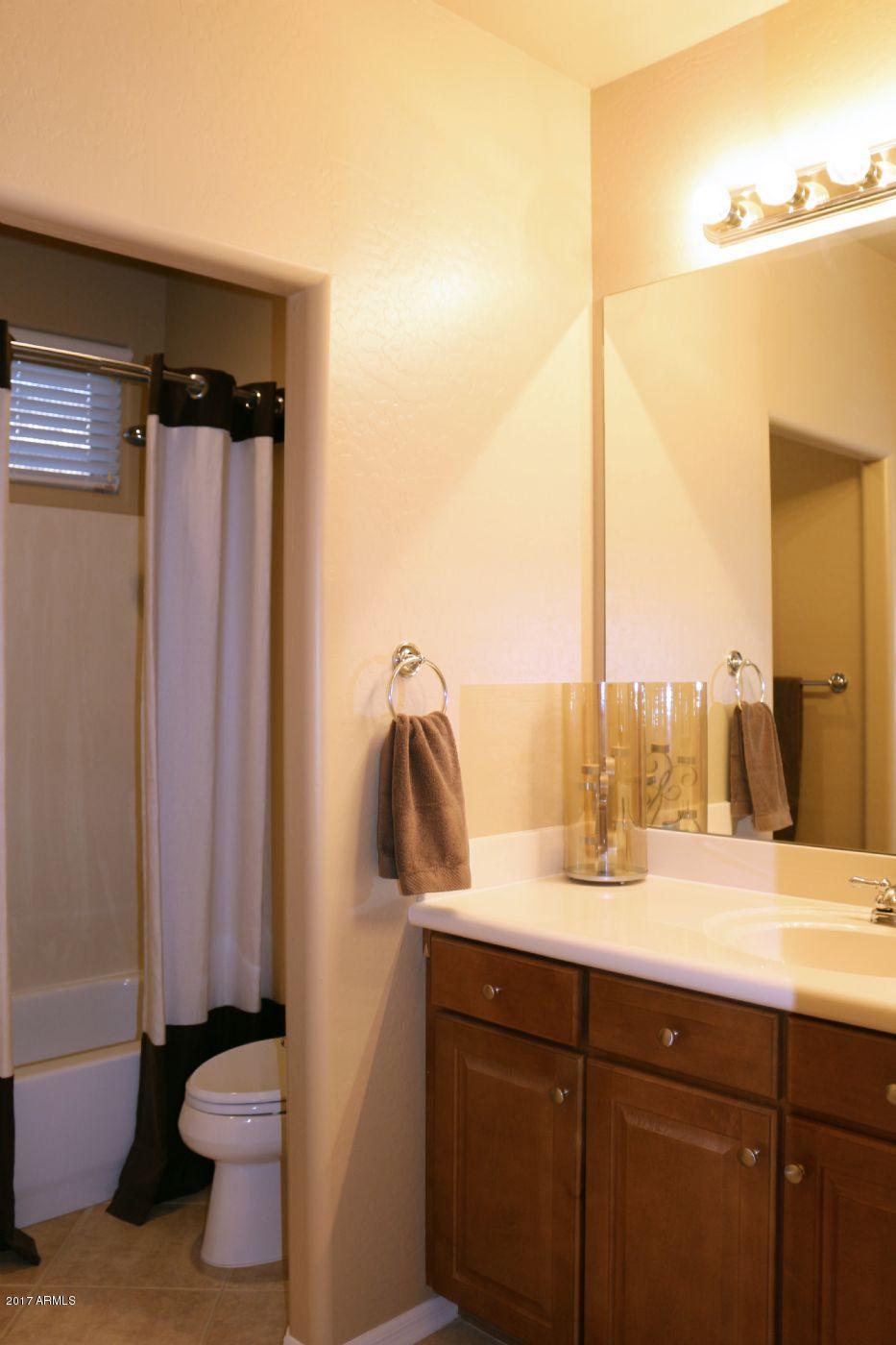 2626 West Florimond Road Phoenix, AZ 85086 - Photo 16 of 33 Bedroom 2 - Bath