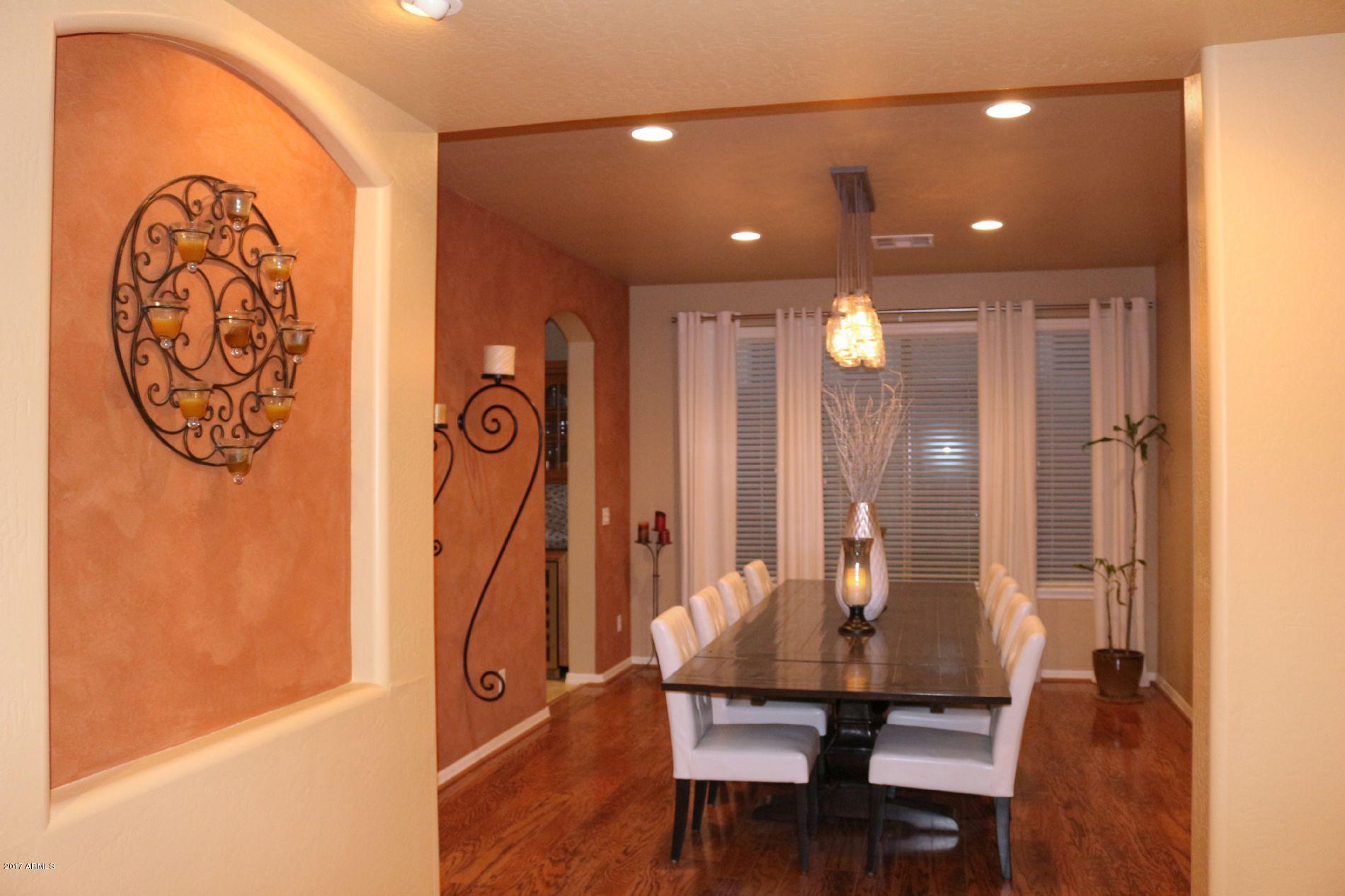 2626 West Florimond Road Phoenix, AZ 85086 - Photo 8 of 33 dining room