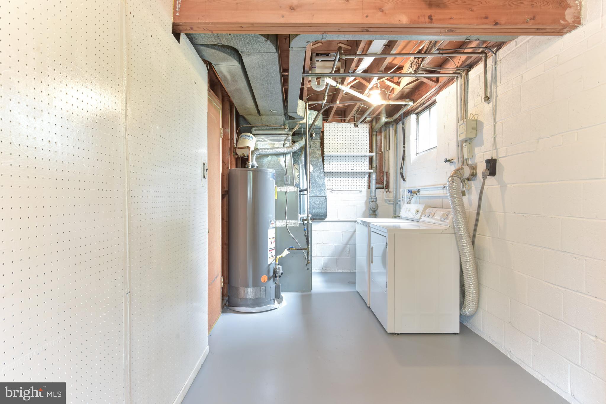8021 Ellet Road Springfield, VA 22151 - Photo 29 of 53 Utility room