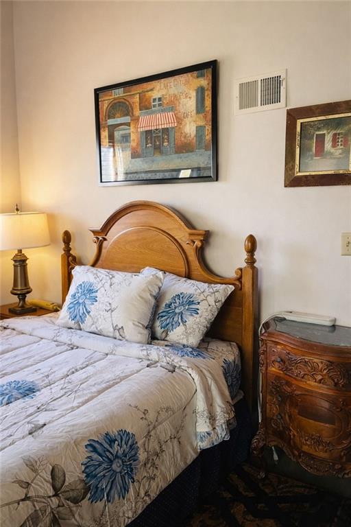 3907 Northeast Beach Road Lee's Summit, MO 64064 - Photo 7 of 18