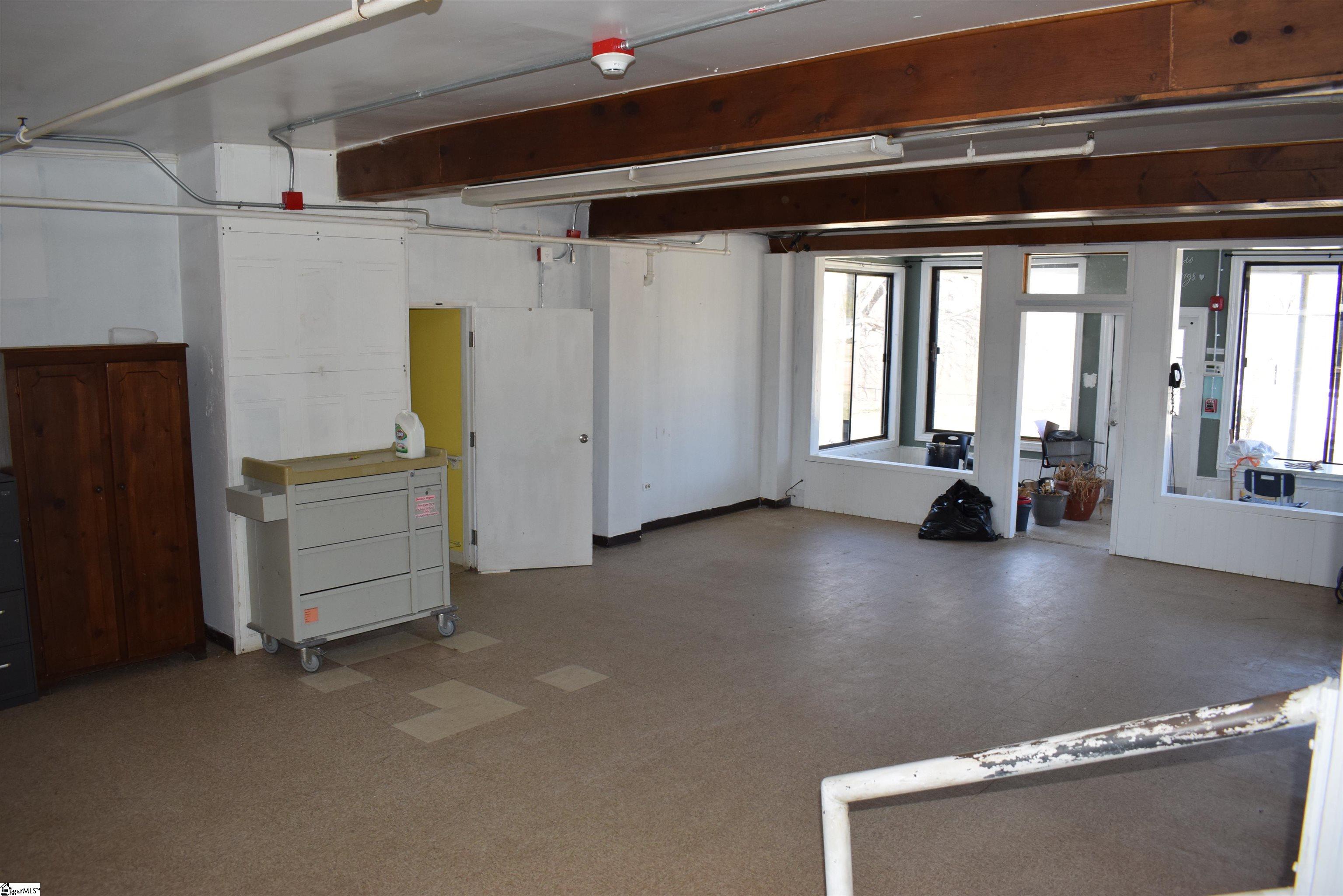 2470 Old Mill Road Inman, SC 29349 - Photo 13 of 36