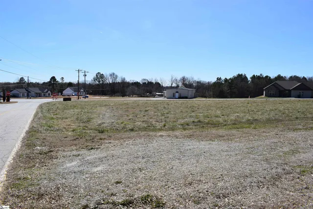 $499,000 | 2470 Old Mill Road, Inman, SC 29349