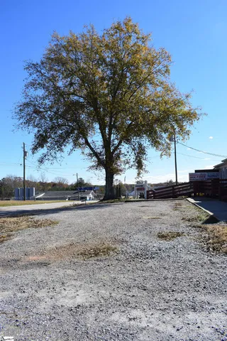 $499,000 | 2470 Old Mill Road, Inman, SC 29349