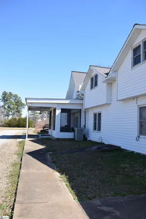 $475,000 | 2470 Old Mill Road, Inman, SC 29349