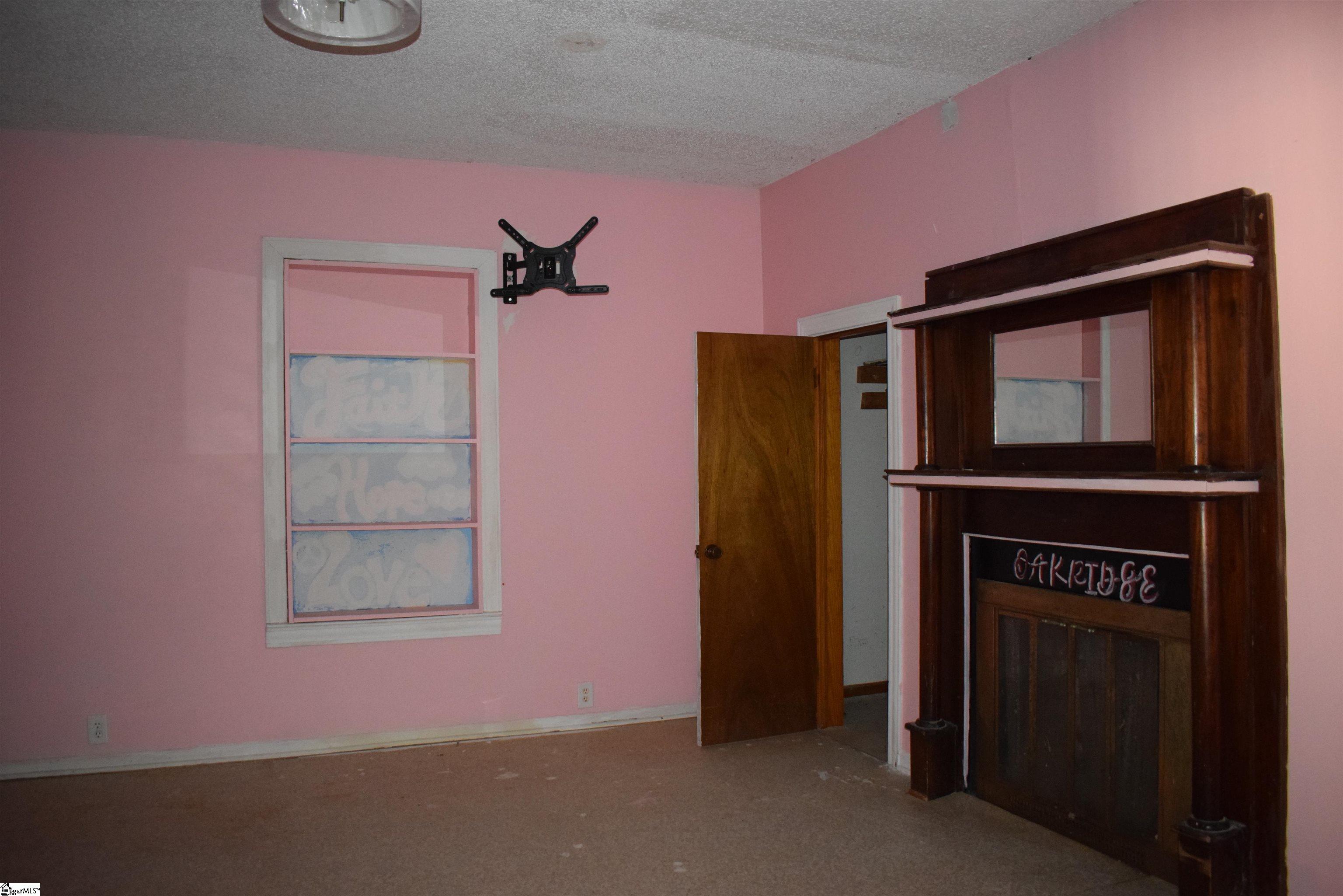 2470 Old Mill Road Inman, SC 29349 - Photo 7 of 36