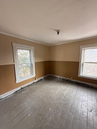 $1,850 | 74 Bacon Street, Unit 2, Orange, MA 01364