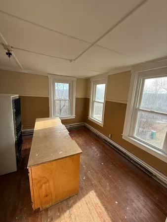$1,850 | 74 Bacon Street, Unit 2, Orange, MA 01364