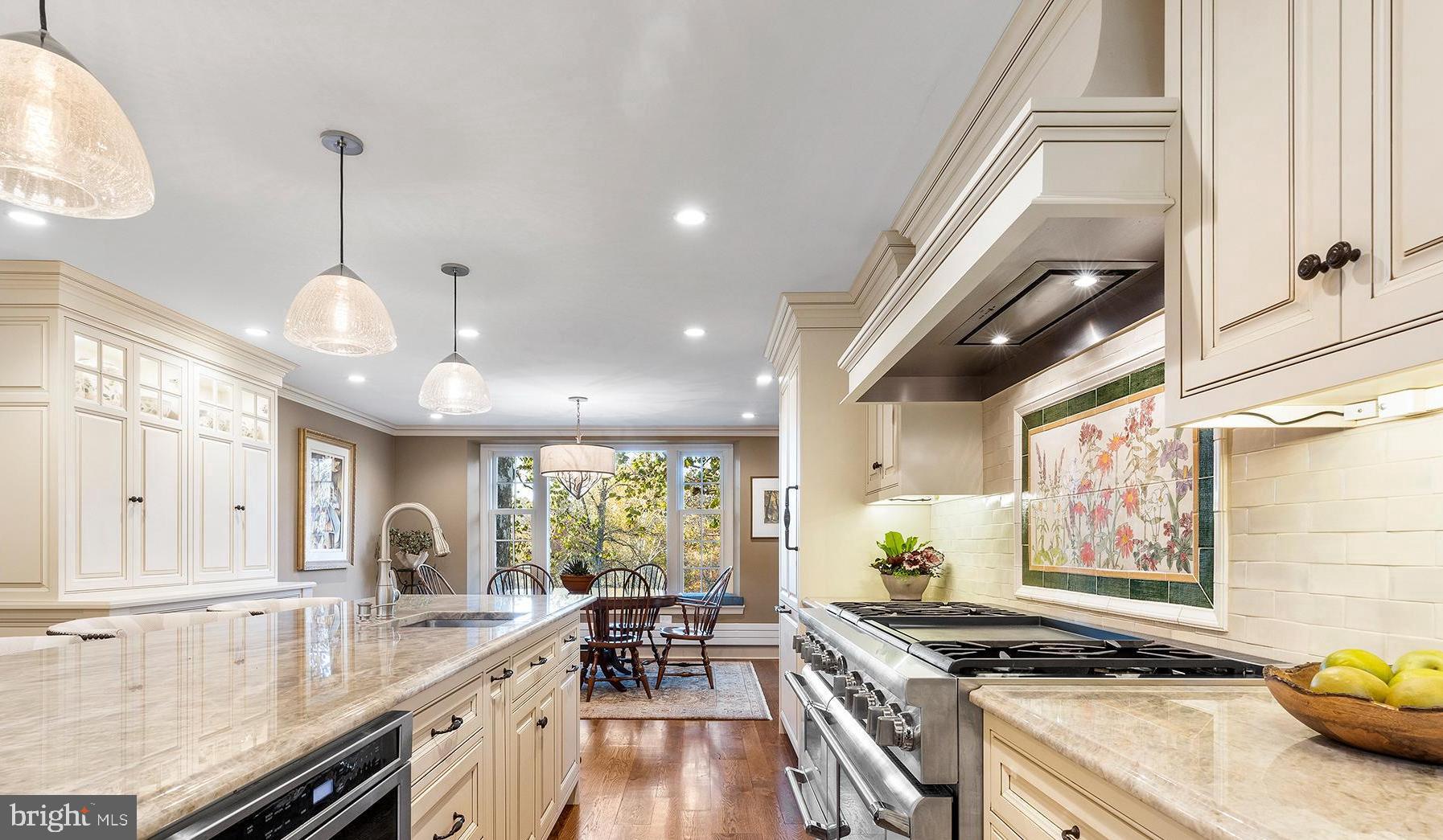 653-655 Andover Road Newtown Square, PA 19073 - Photo 10 of 45 Front to back views and natural light