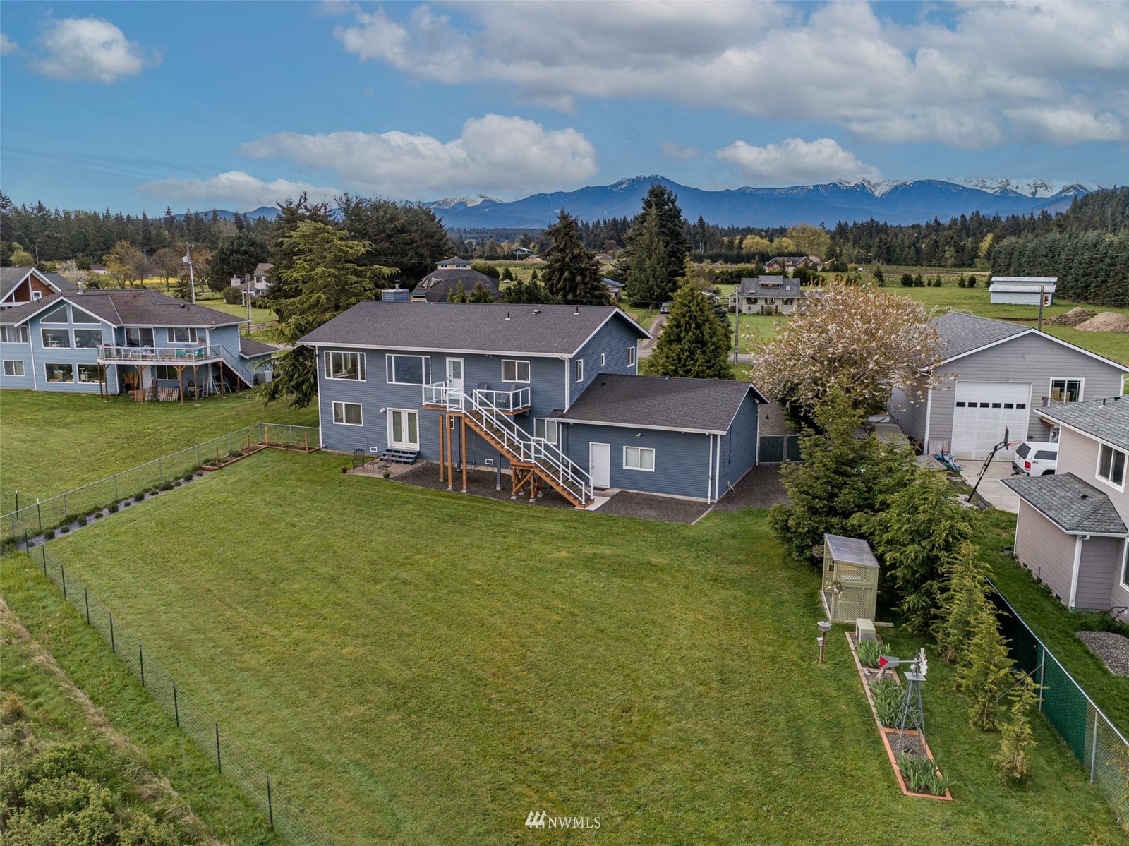 742 Gehrke Road Port Angeles, WA 98362 - Photo 2 of 40 Gallery Image 2
