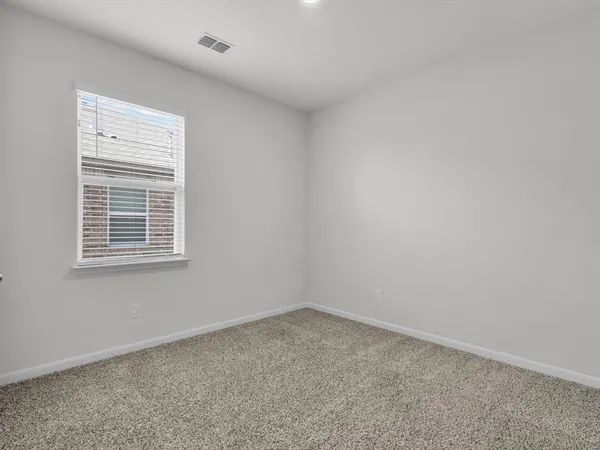 $1,950 | 521 Harbor Oaks Drive, Anna, TX 75409