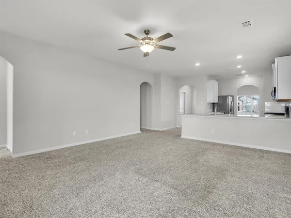 $1,950 | 521 Harbor Oaks Drive, Anna, TX 75409