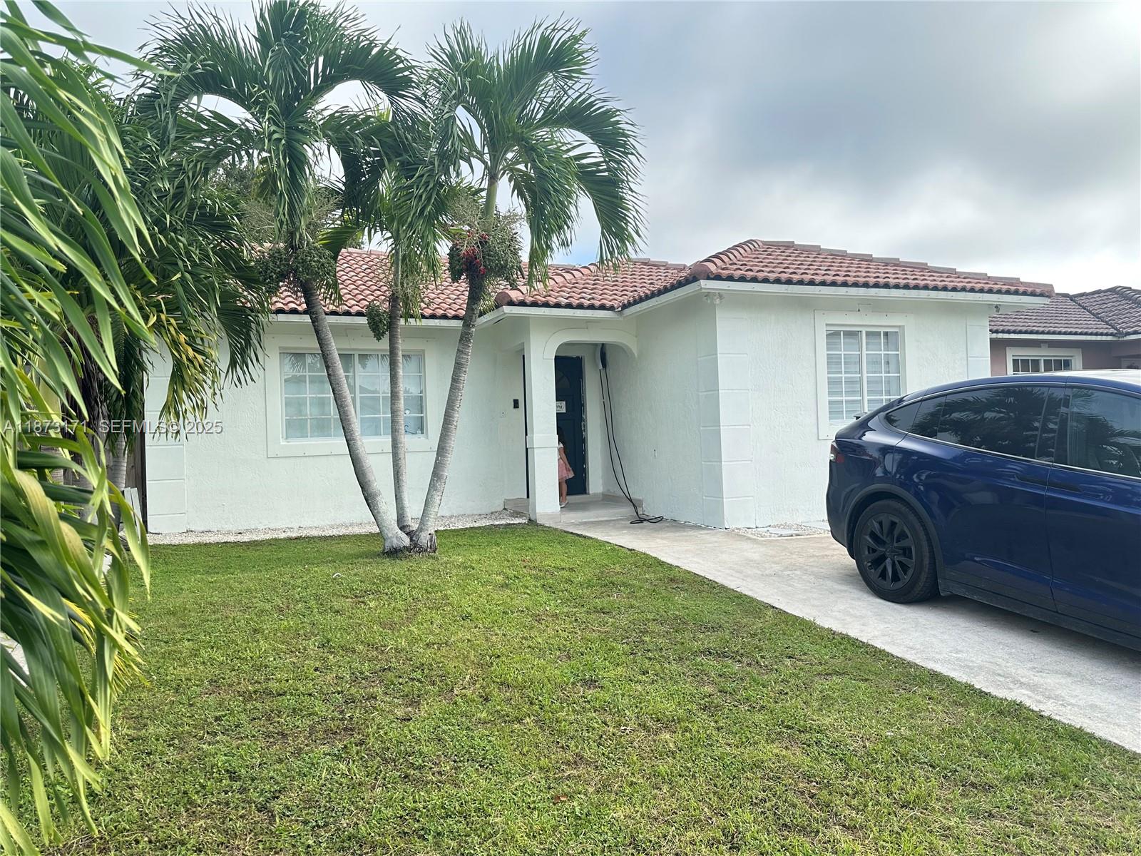 14353 Southwest 176th Terrace Miami, FL 33177 - Photo 1 of 6