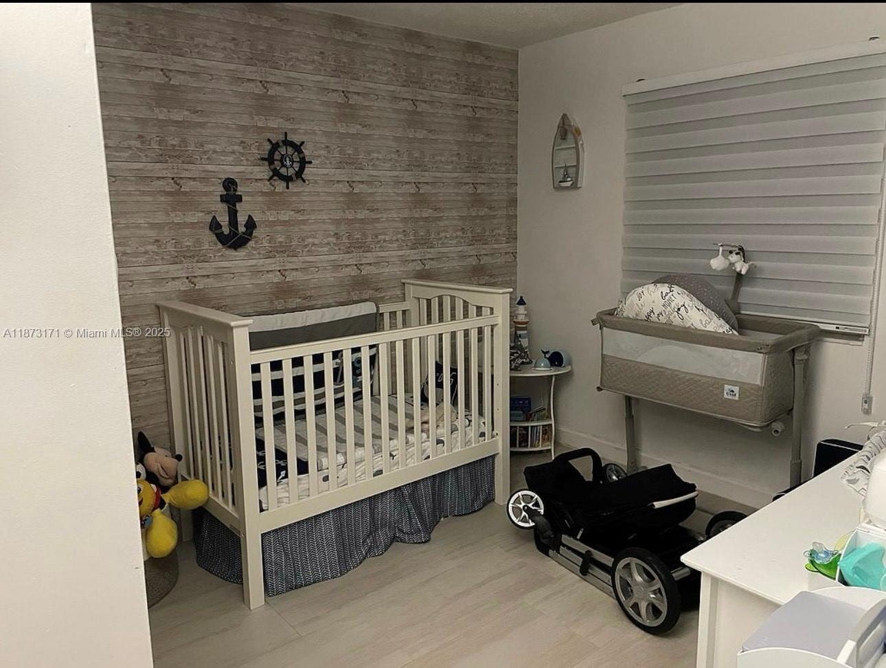 14353 Southwest 176th Terrace Miami, FL 33177 - Photo 5 of 6