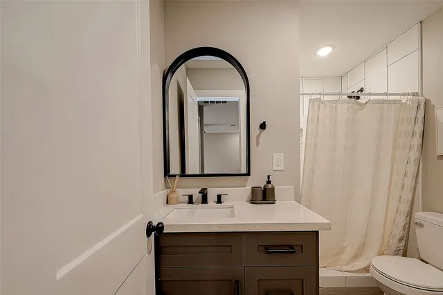 $319,900 | 3014 Delia Street, Houston, TX 77026