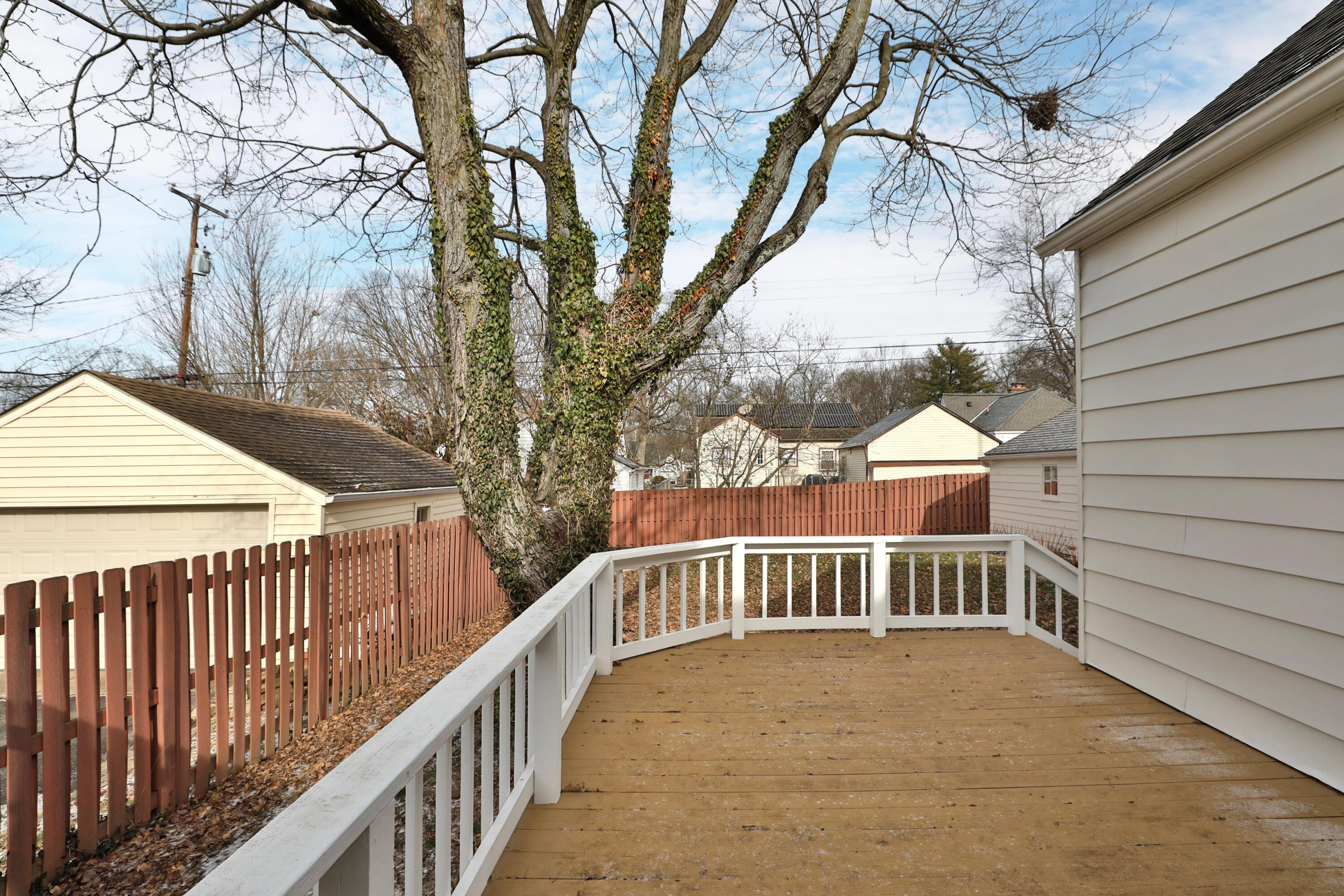 398 Fallis Road Columbus, OH 43214 - Photo 54 of 59 Deck
