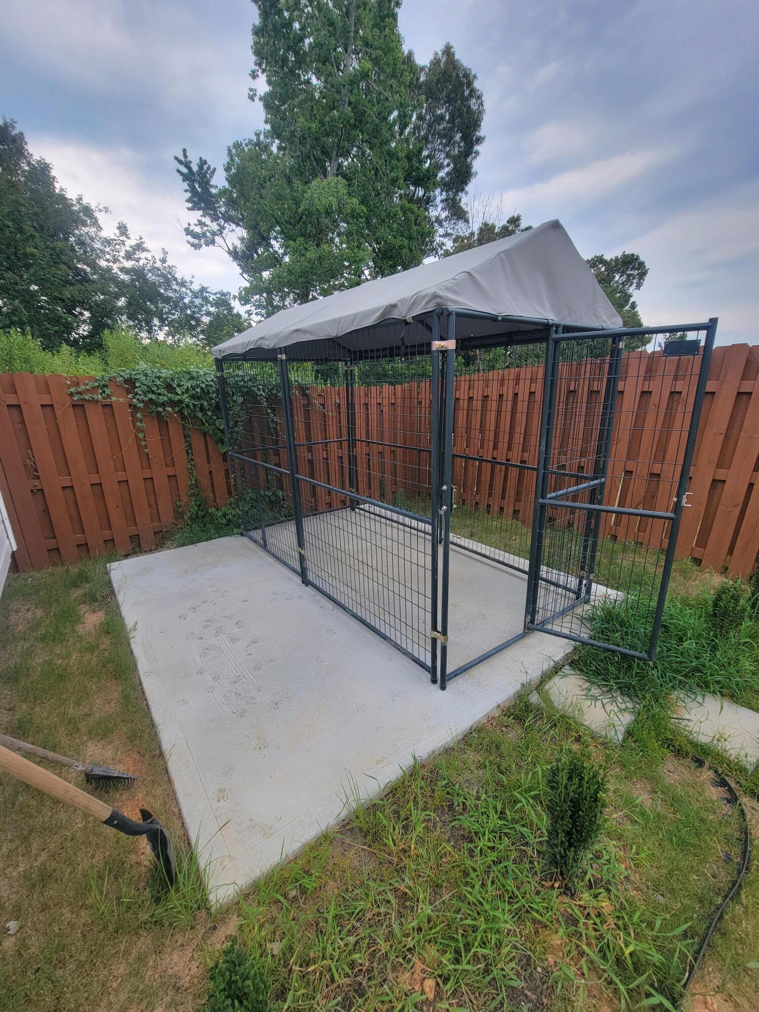 5067 Captain Drive Grovetown, GA 30813 - Photo 4 of 13 Pet Kennel