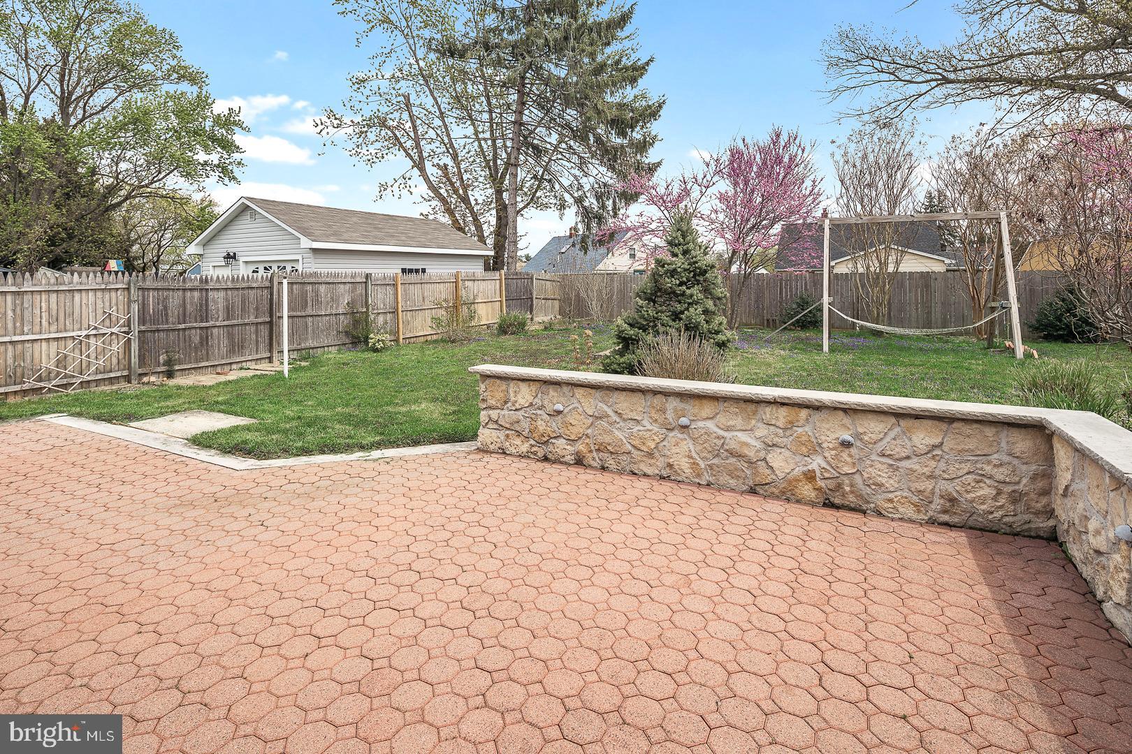 11 Cumberland Road Hamilton, NJ 08690 - Photo 23 of 27 Paver Patio