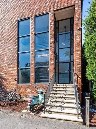 $319,000 | 10 Roberts Street, Unit 12, Somerville, MA 02145