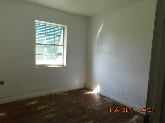 400 West 27th Street Riviera Beach, FL 33404 - Photo 9 of 9 DSCN0192