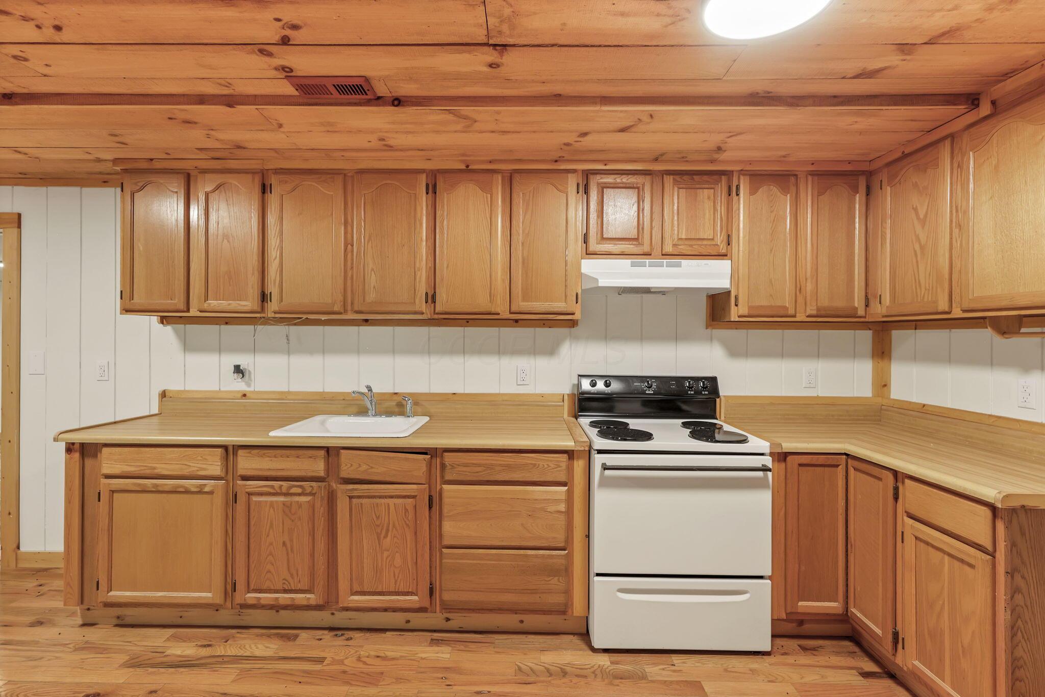 2480 West Point Road Southeast Lancaster, OH 43130 - Photo 27 of 61 36-web-or-mls-_S5A0619