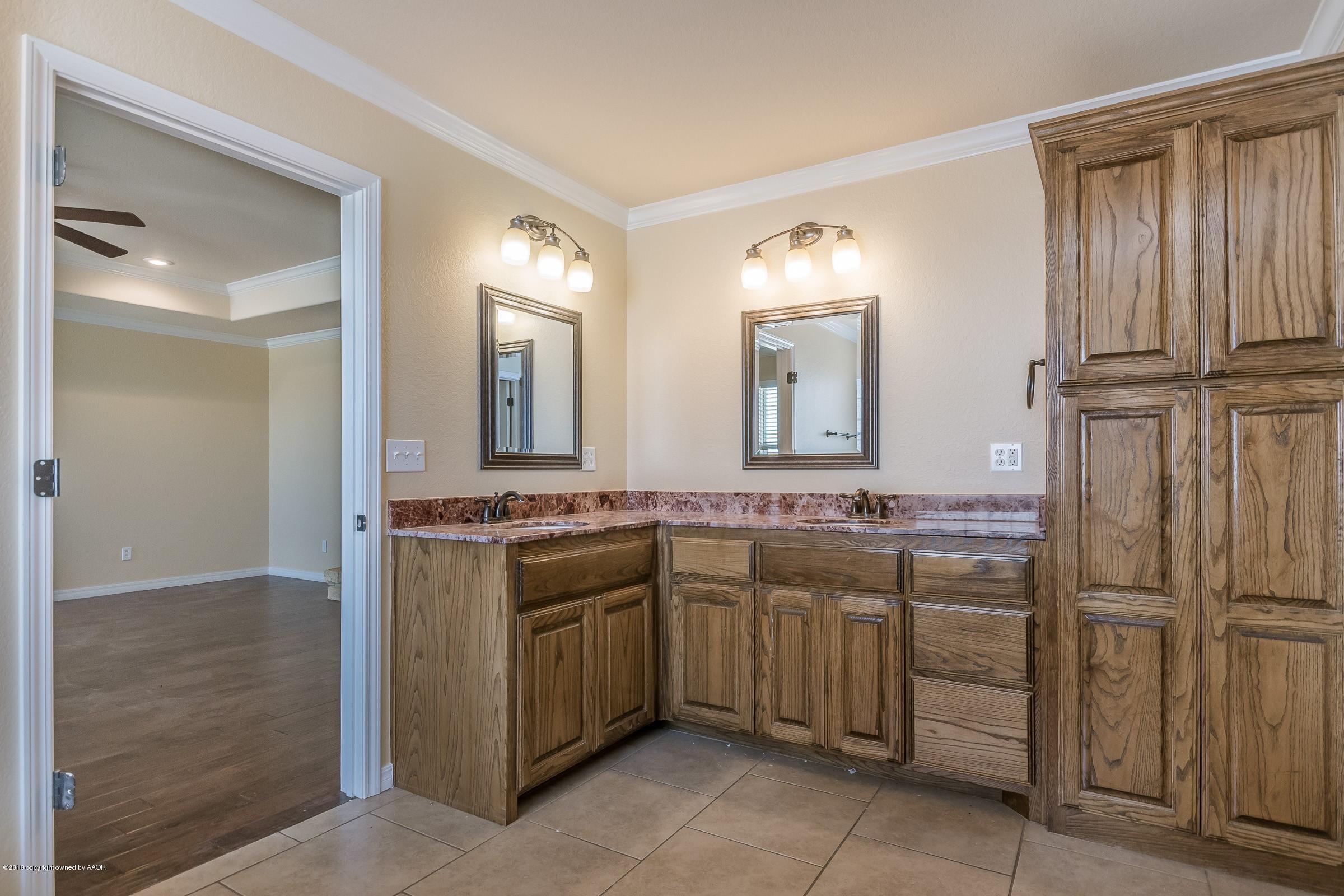 18301 Grasslands Road Amarillo, TX 79124 - Photo 11 of 29 011_Master Bathroom