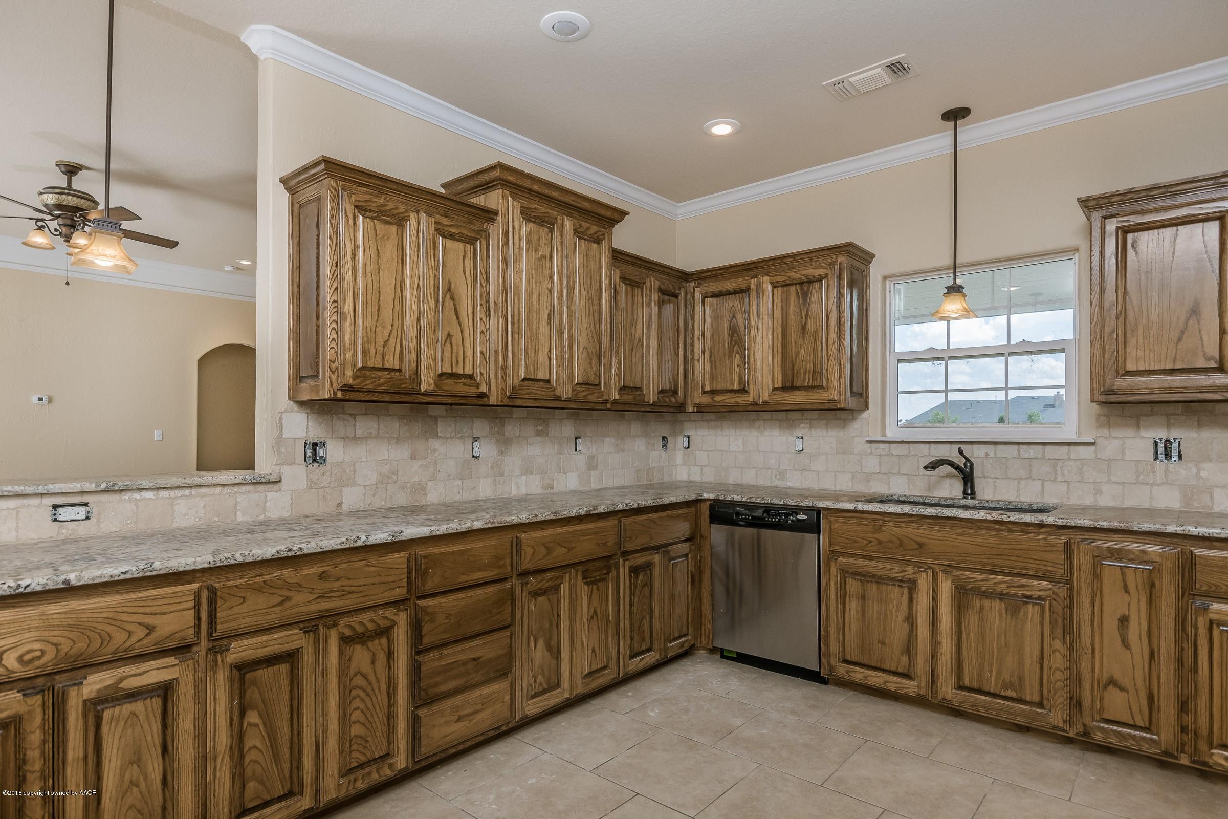 18301 Grasslands Road Amarillo, TX 79124 - Photo 6 of 29 006_Kitchen