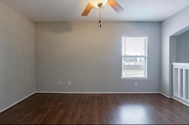 $2,500 | 18102 Spring Run Lane, Richmond, TX 77407