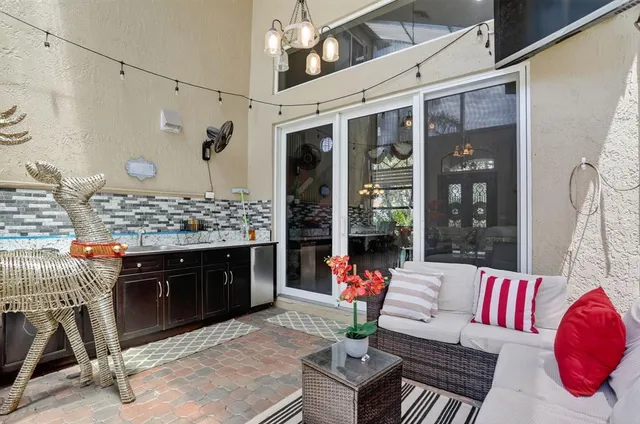 $939,800 | 5340 Northwest 103rd Way, Coral Springs, FL 33076