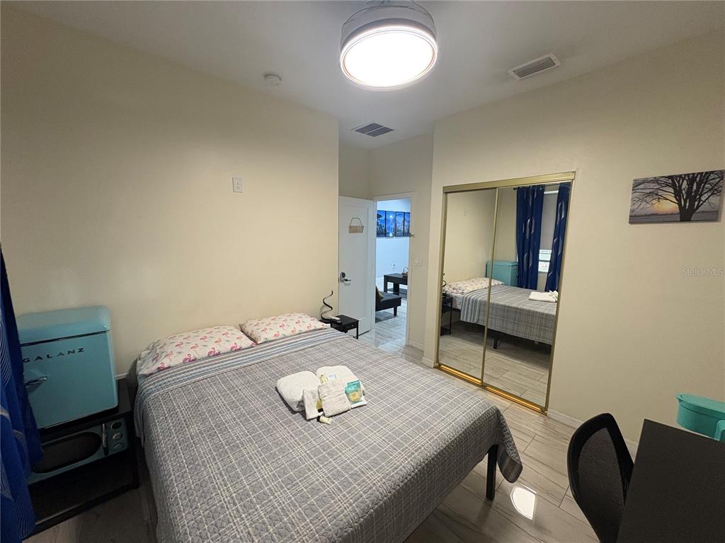 3715 Valley Tree Drive Tampa, FL 33610 - Photo 11 of 26 a view of a dining room with furniture