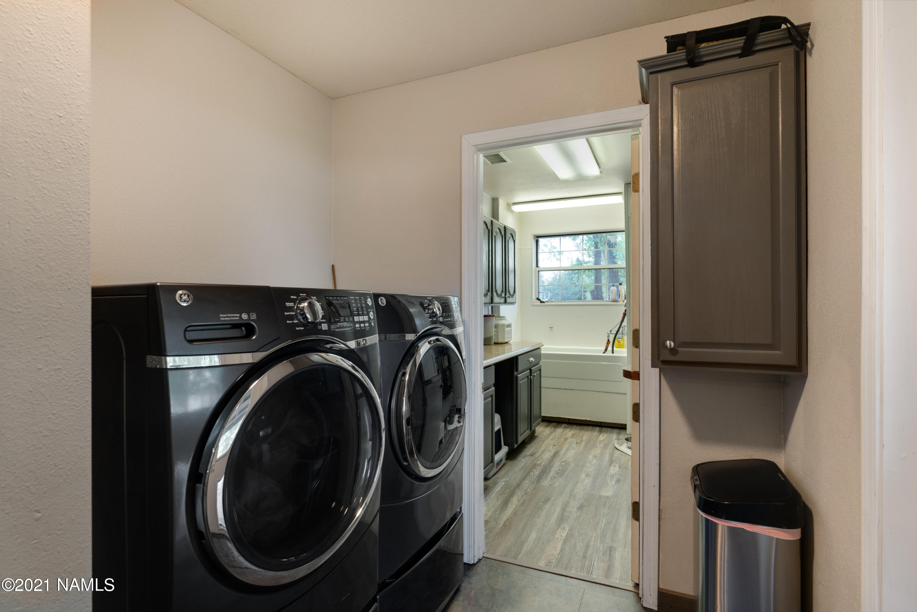 11025 Rodeo Road Flagstaff, AZ 86004 - Photo 16 of 23 Laundry