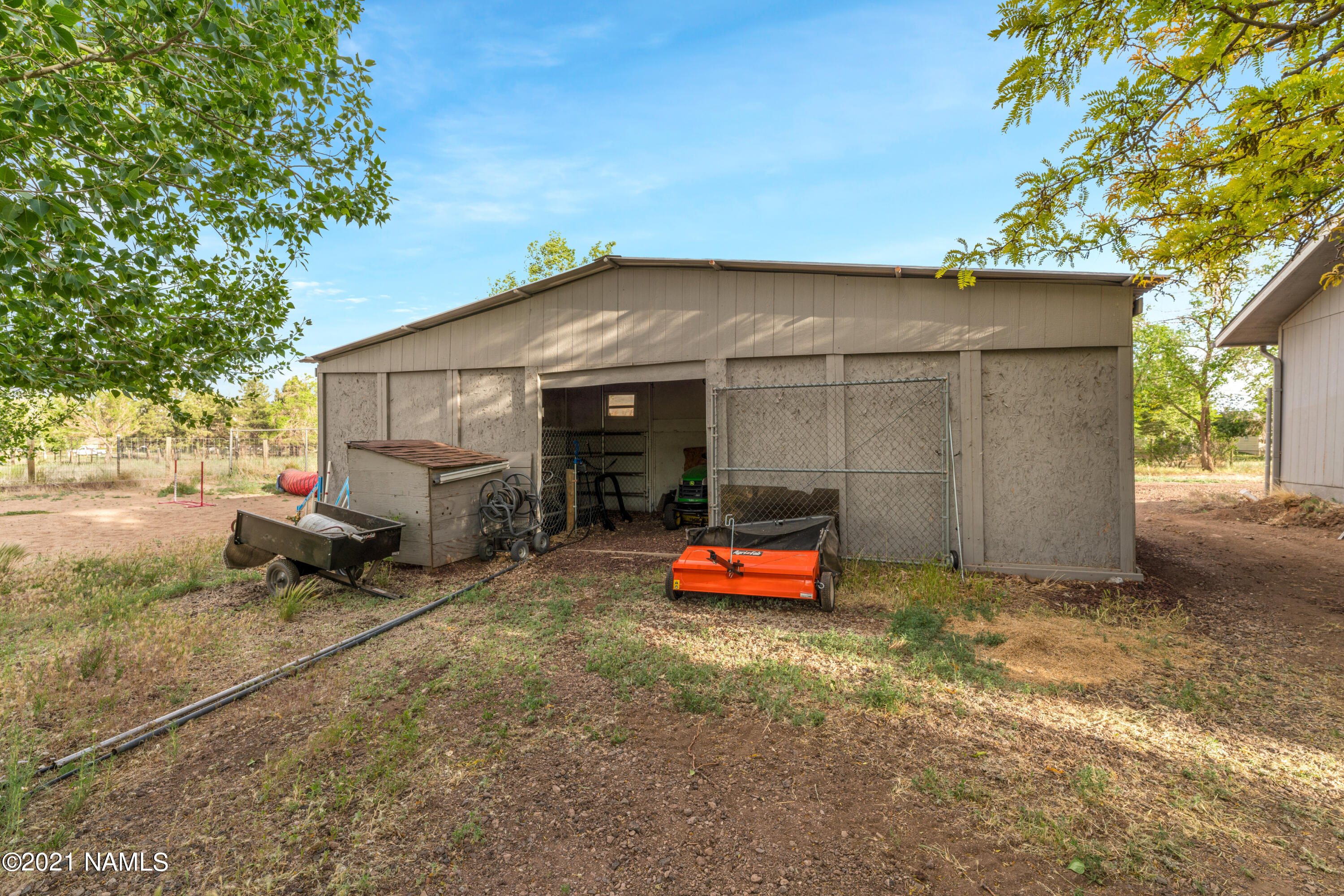 11025 Rodeo Road Flagstaff, AZ 86004 - Photo 19 of 23 Stables/Storage