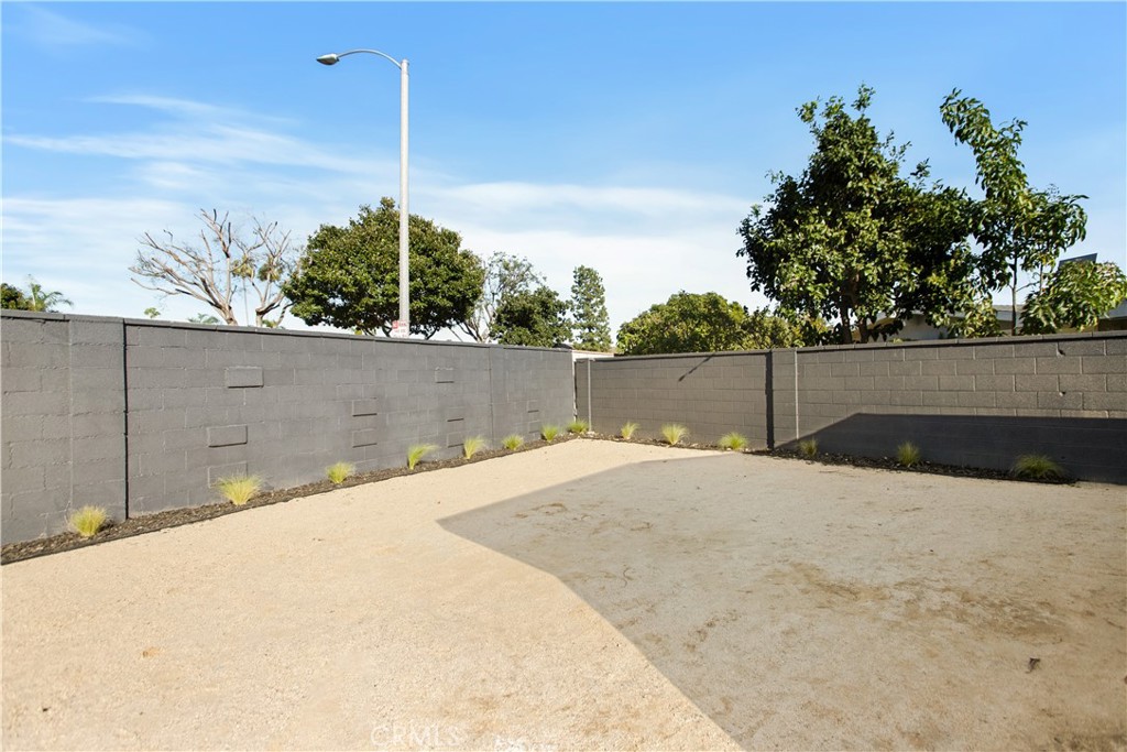 108 Level Place Anaheim, CA 92804 - Photo 23 of 33 Backyard